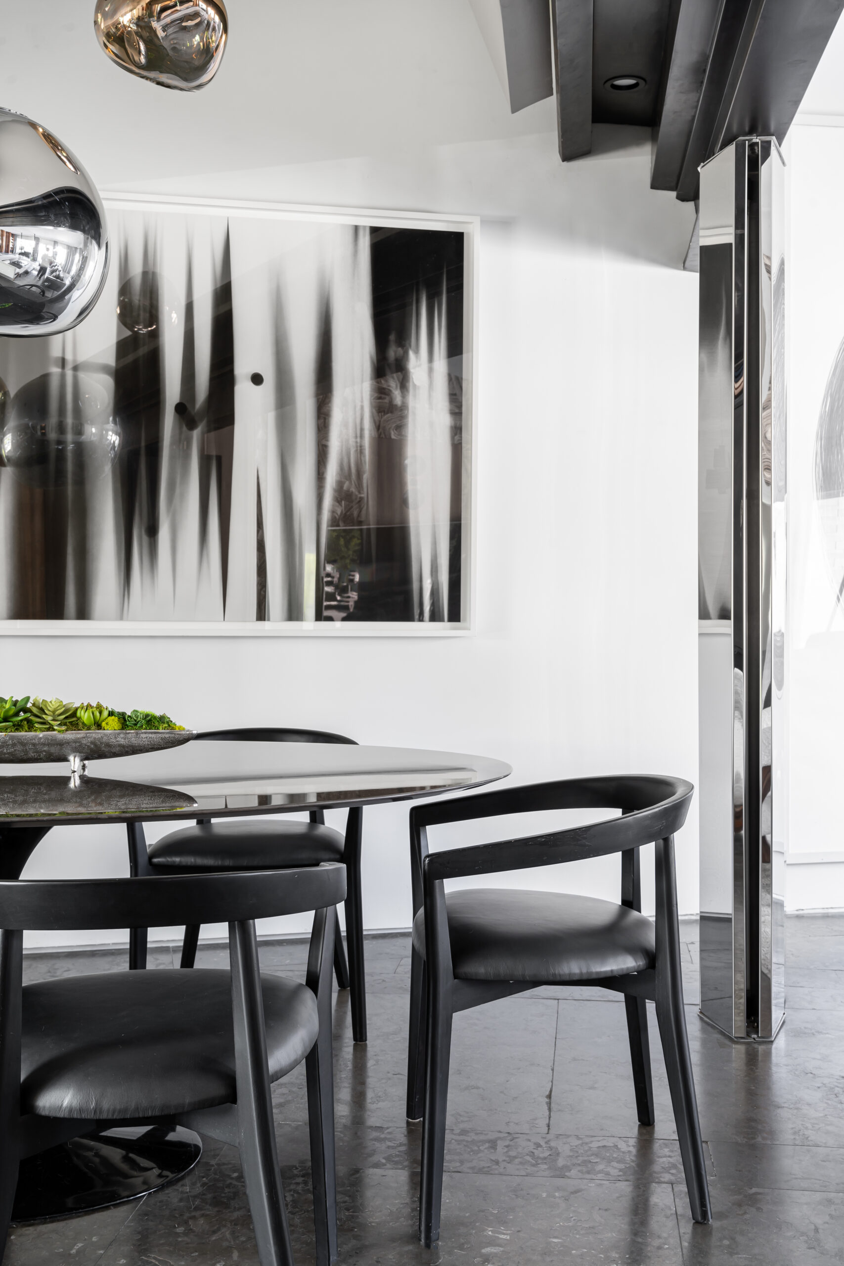 Mid-Century Modern Helms-Alonso Dining Room Mid-Century Modern Dining Room